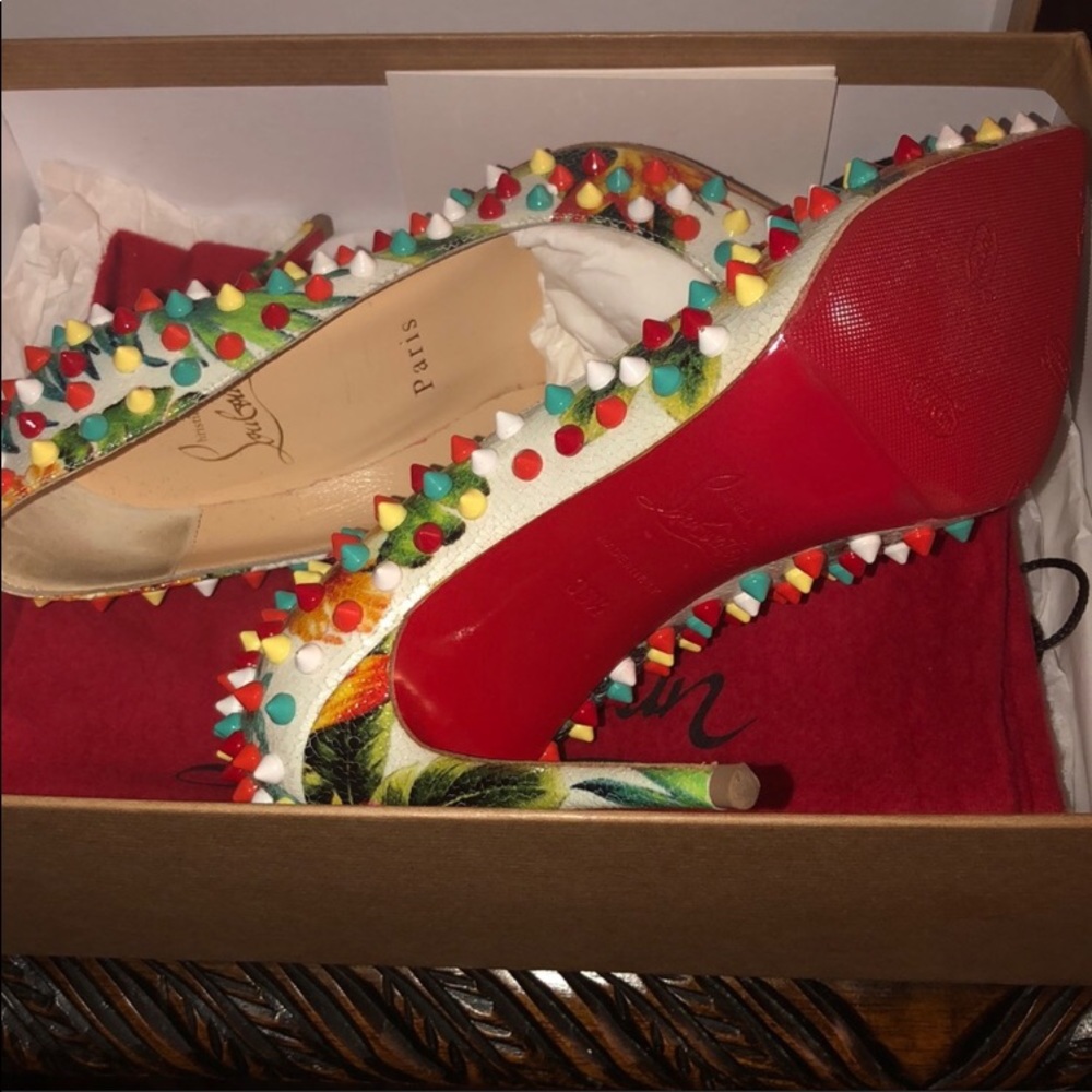 Louboutin folles spike new in box! - Picture 5 of 7